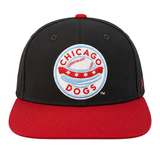 CHICAGO DOGS BLACK / RED STRETCH FIT HAT CAPX