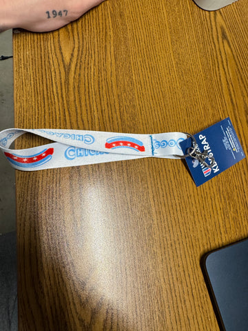 CHICAGO DOG WHITE PERFORMANCE LOGO KEYSTRAP